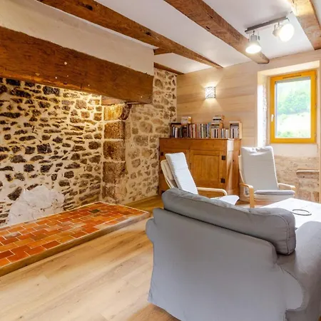 Stone House Near Padirac And Dordogne Valley بيت للعطل